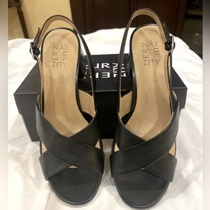 Naturalizer SZ 8 W Azalea black slingback sandals